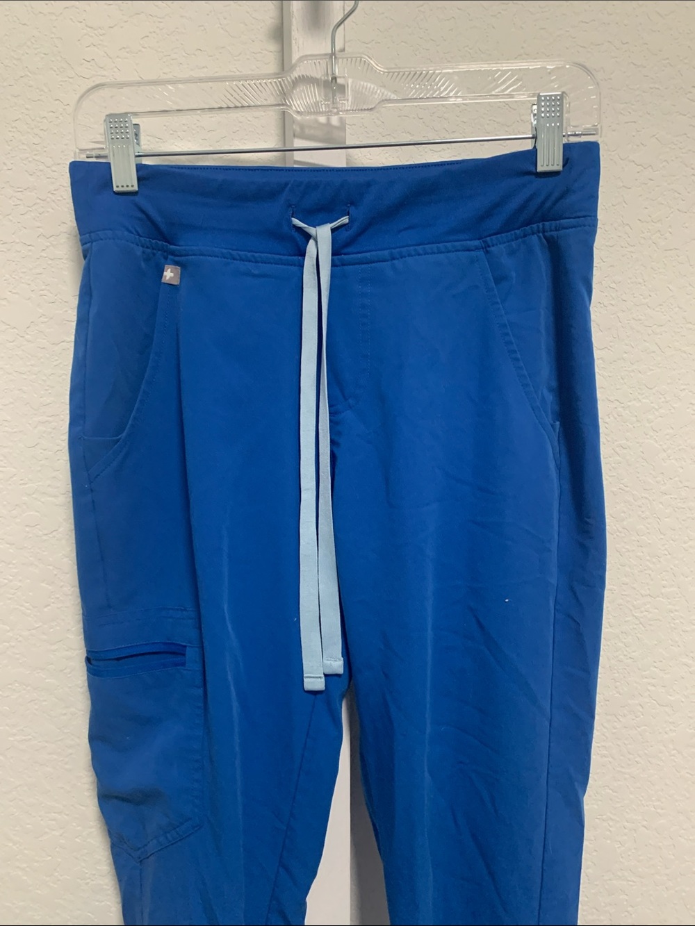 Figs Zamora Blue Jogger Scrub Pants with Drawstring - Picture 2 of 12